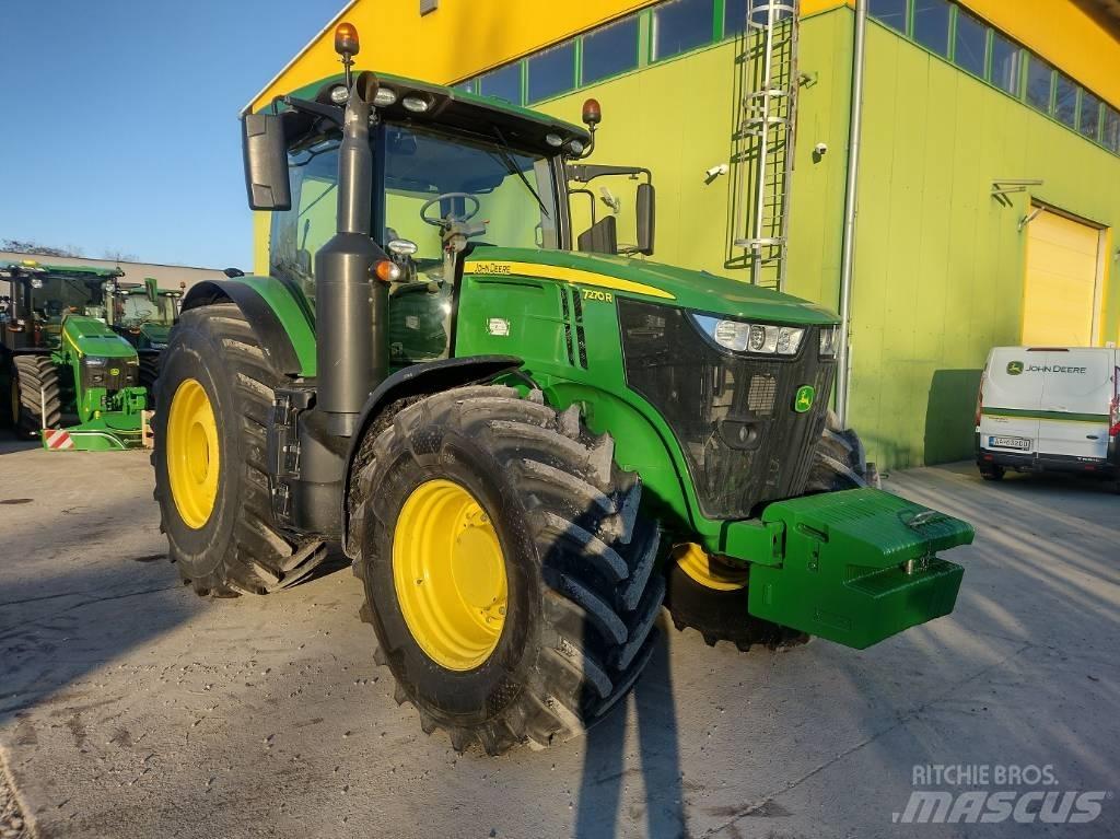 John Deere 7270 R الجرارات