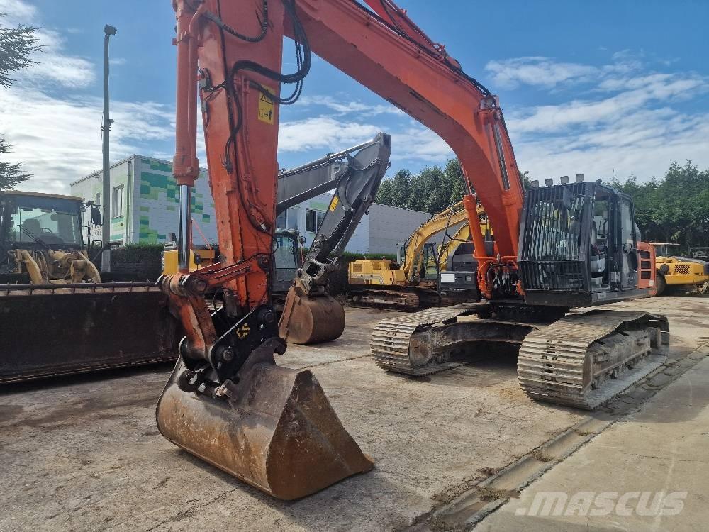 Hitachi ZX300LC-5 حفارات زحافة