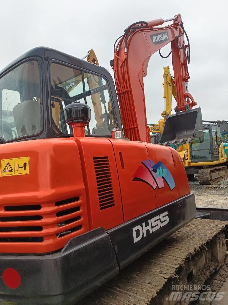 Doosan DH 55 حفارات صغيرة أقل من 7 طن (حفارات صغيرة)