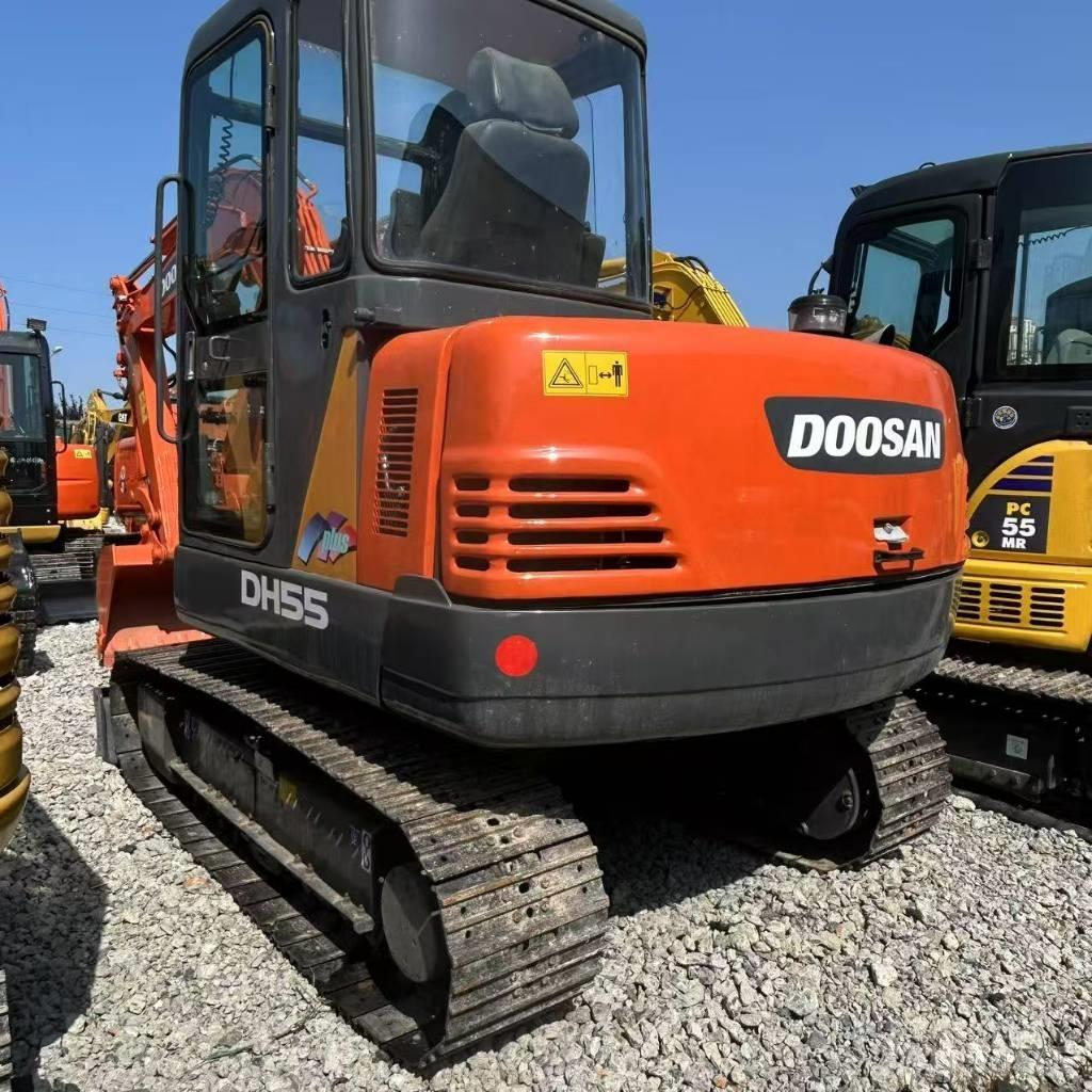 Doosan 55 حفارات زحافة