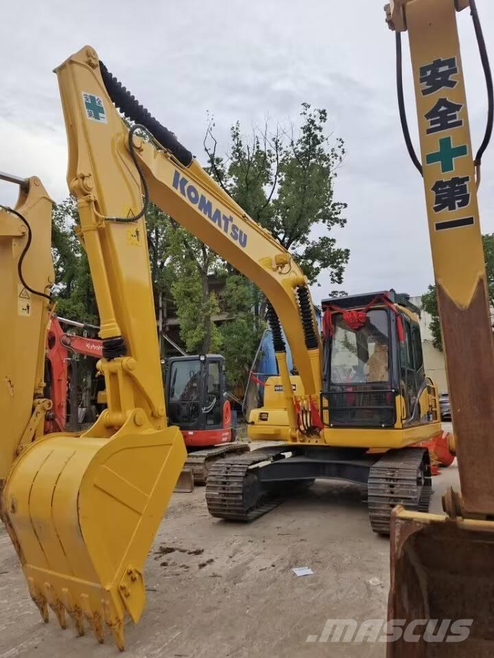 Komatsu PC 130-7 حفارات زحافة