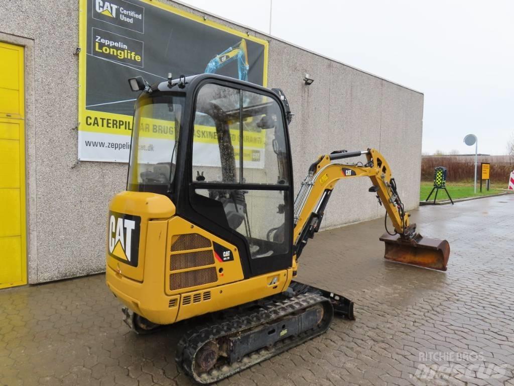 CAT 301.7 D حفارات صغيرة أقل من 7 طن (حفارات صغيرة)