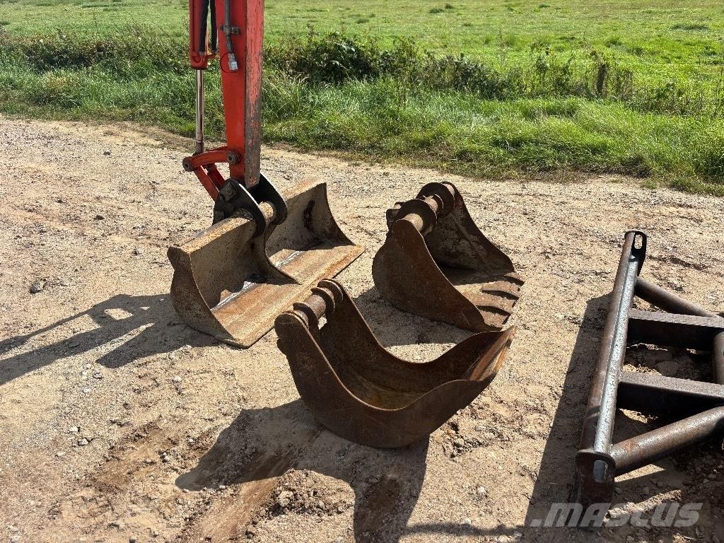 Kubota KX 121-3 حفارات صغيرة أقل من 7 طن (حفارات صغيرة)