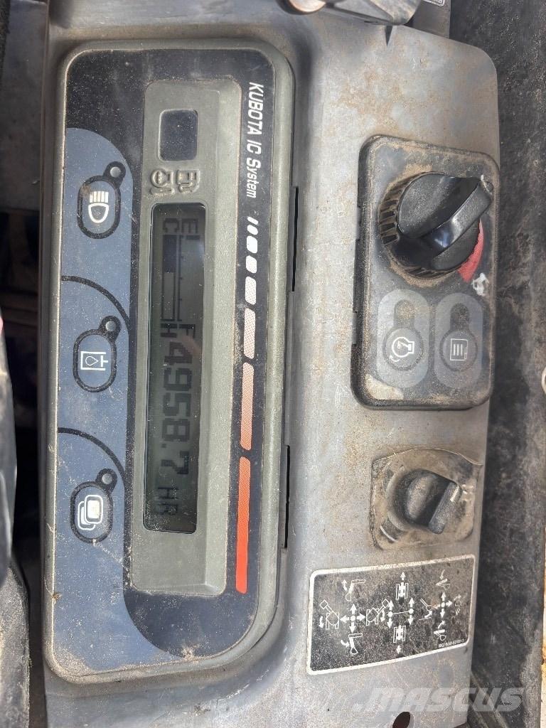 Kubota KX 121-3 حفارات صغيرة أقل من 7 طن (حفارات صغيرة)