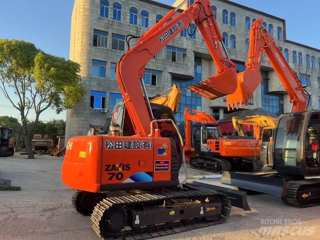 Hitachi ZX 70 حفارات زحافة