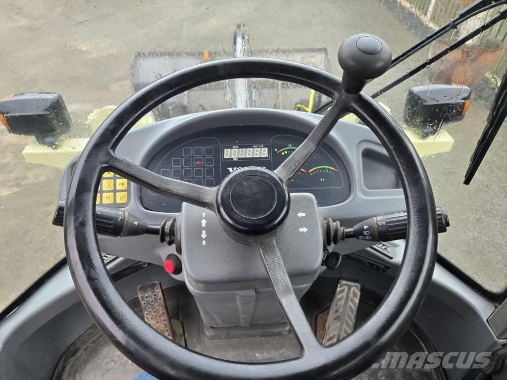 Volvo L 30 B لوادر بعجل