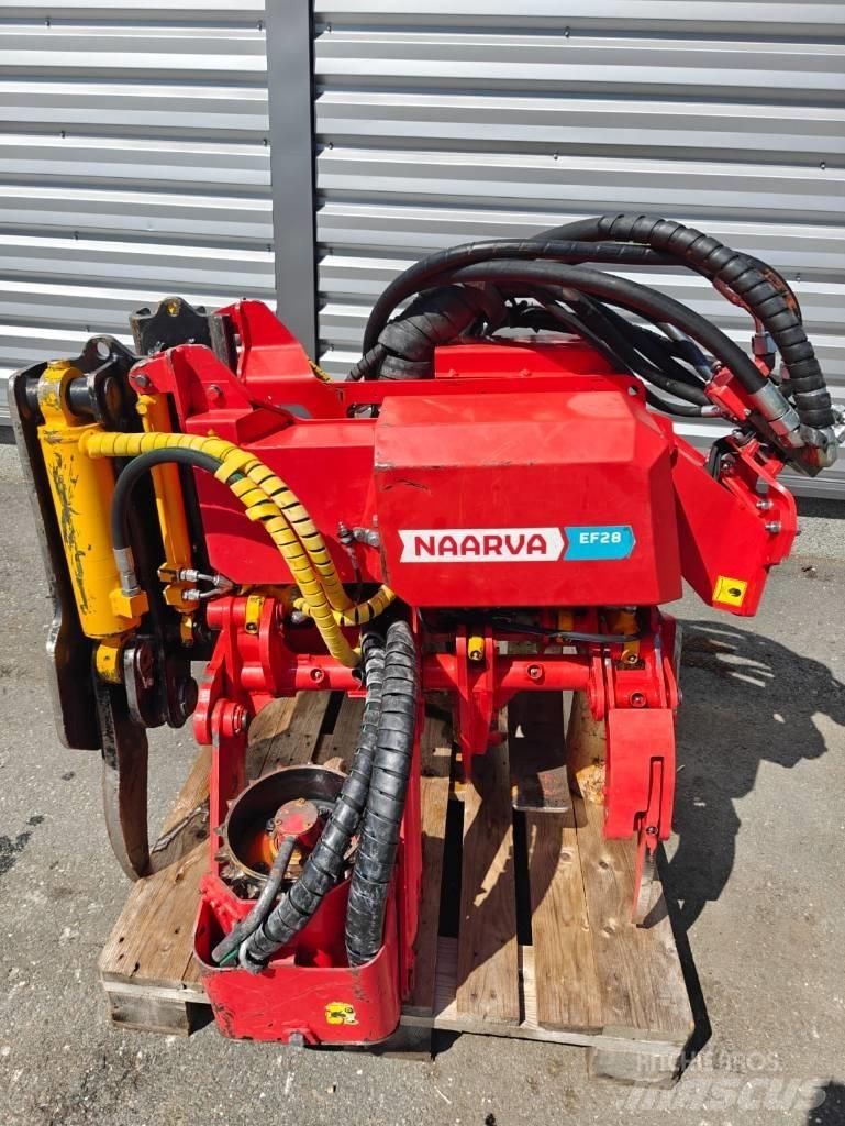 Naarva EF 28 رؤوس حصادات