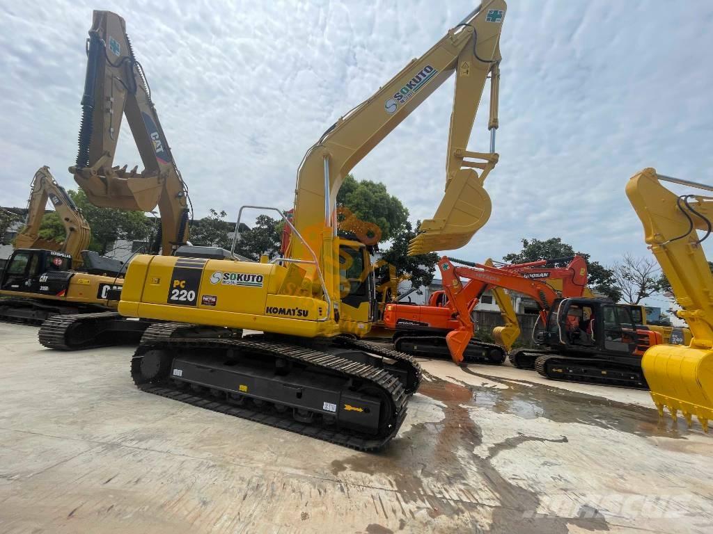 Komatsu PC 220-7 حفارات زحافة