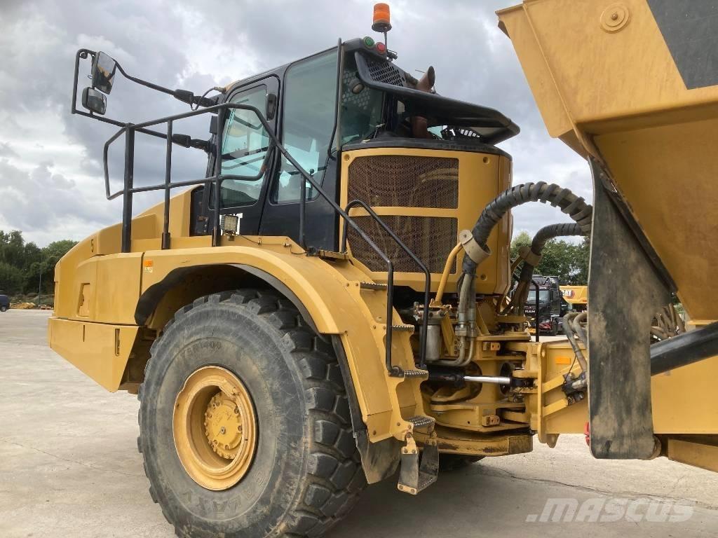 CAT 745 ساحبات مفصلية
