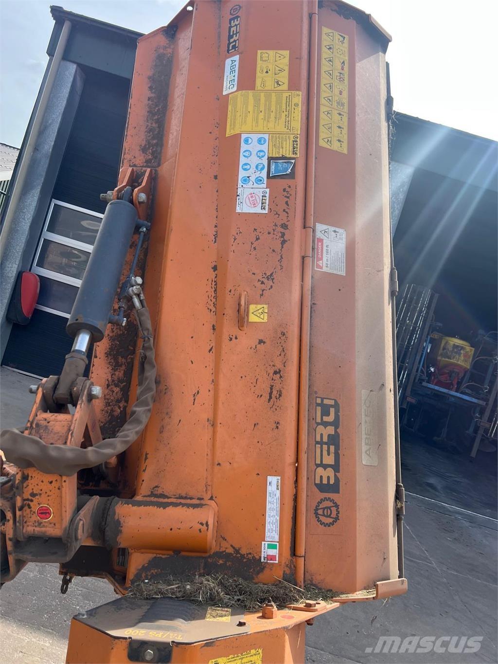 Berti TAPS 200 تقطيع وتقليم وتحيط جزازات