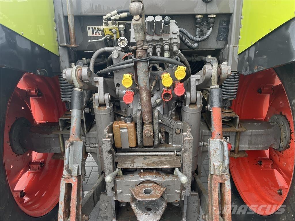 CLAAS ATZ 567 الجرارات