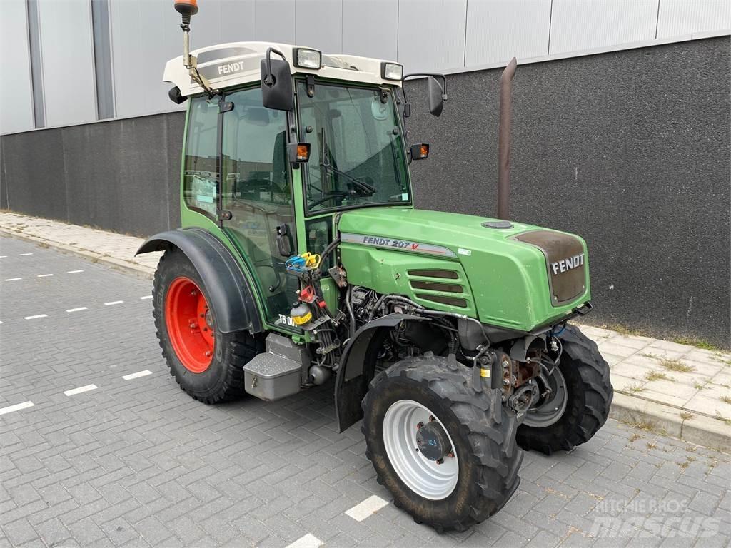 Fendt 207 VA الجرارات