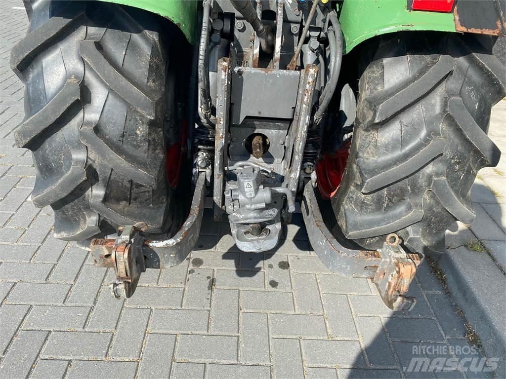Fendt 208Va الجرارات