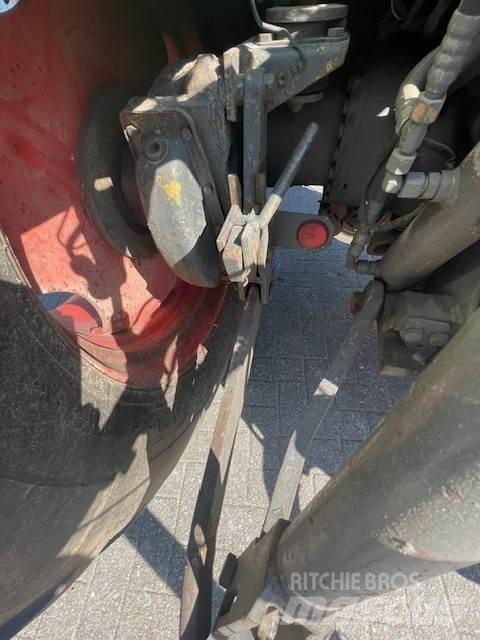 Fendt 275 S الجرارات