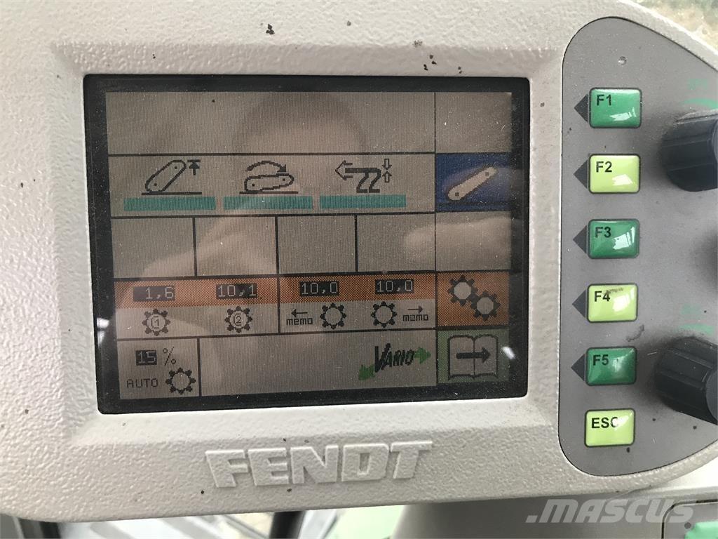 Fendt 411 Com2 الجرارات