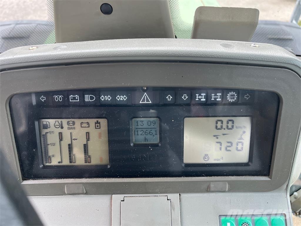 Fendt 411 VARIO الجرارات