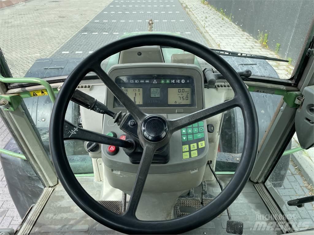 Fendt 711 الجرارات