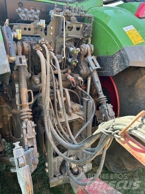 Fendt 724 Gen 7 الجرارات