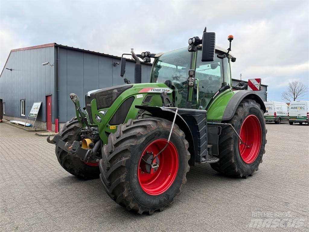 Fendt 724 S4 الجرارات