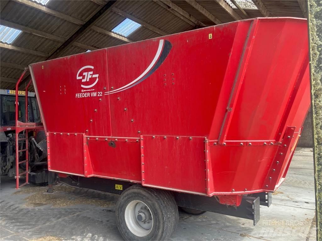 JF Kverneland 20m3 ملقمات خلاط