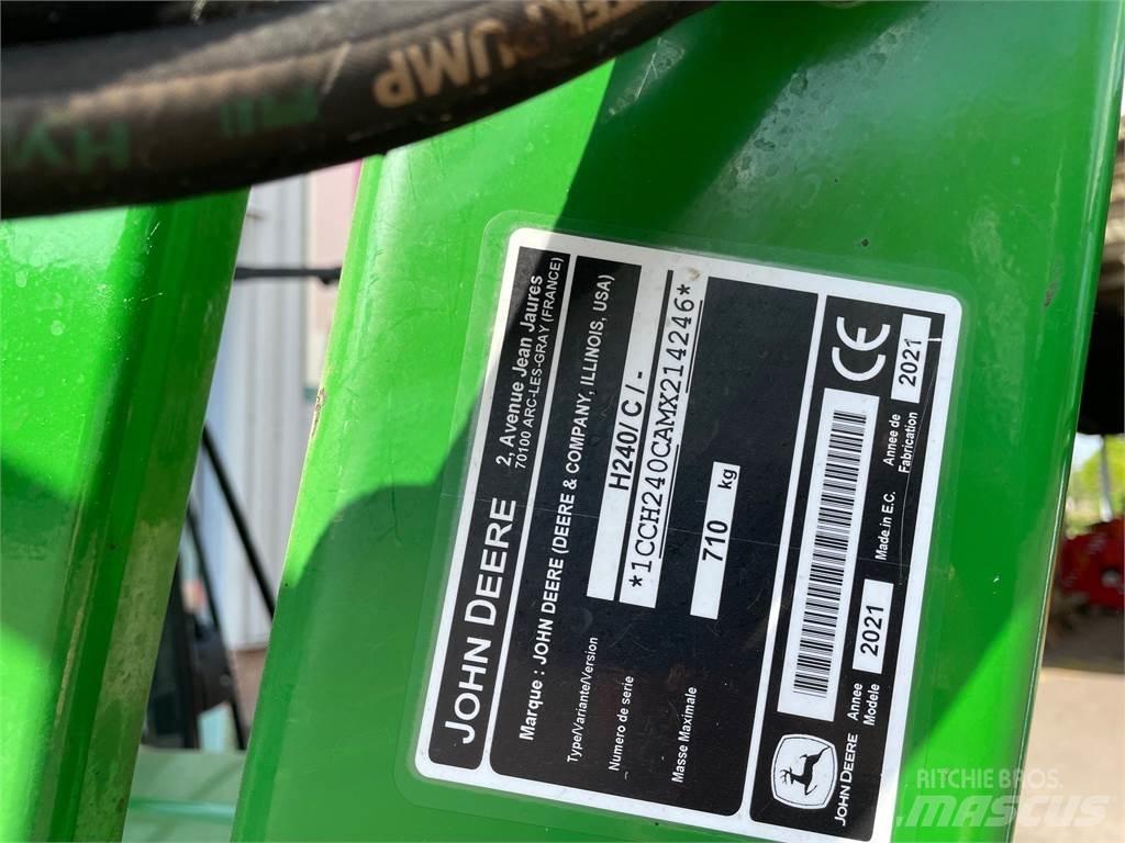 John Deere 5058 الجرارات