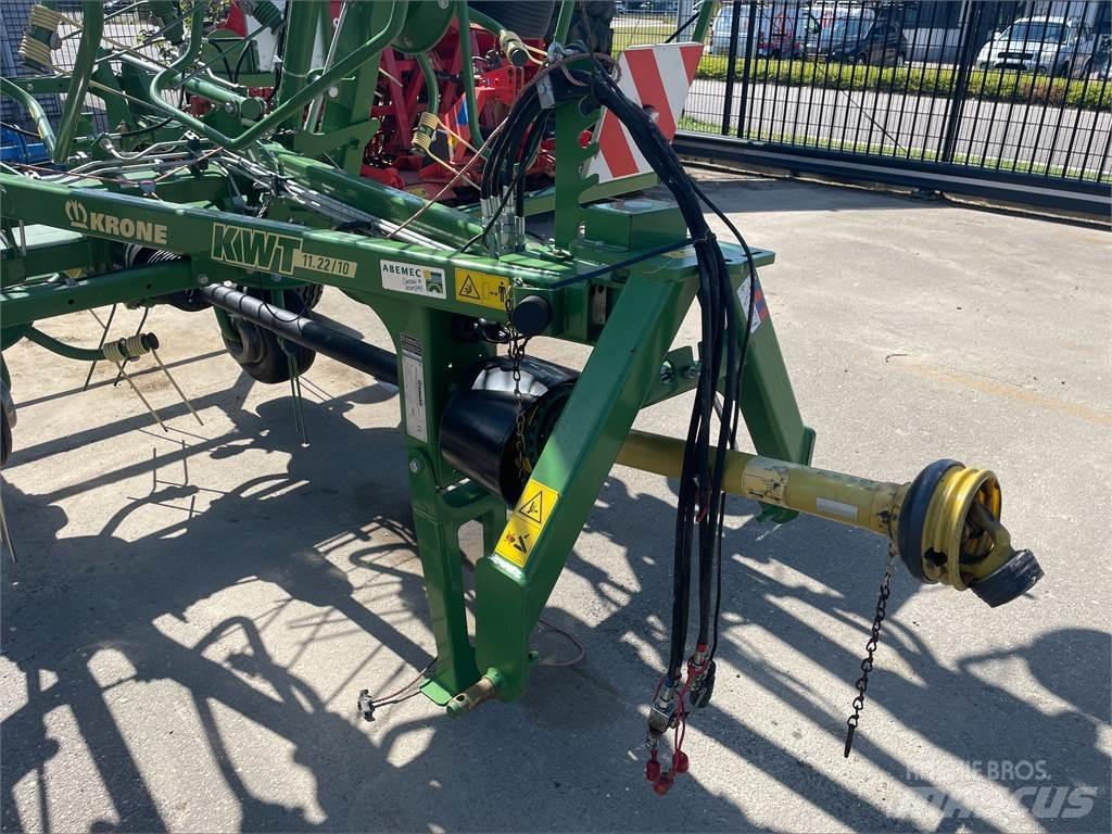 Krone KWT 11.22 مكابس وميبسات التبن
