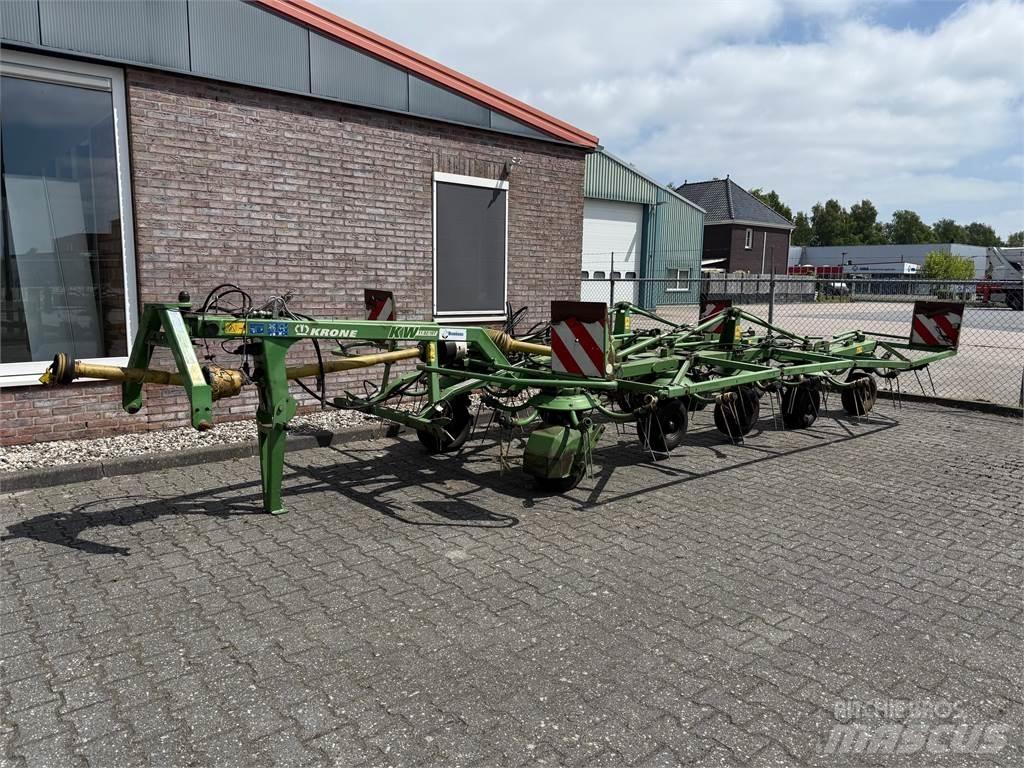 Krone KWT11.02 مكابس وميبسات التبن
