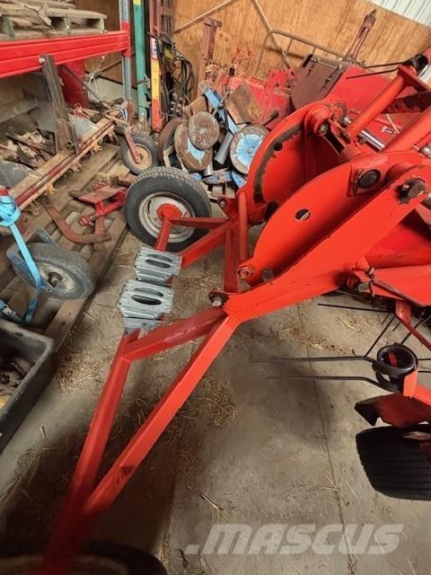 Kuhn GF 8501 TO مكابس وميبسات التبن