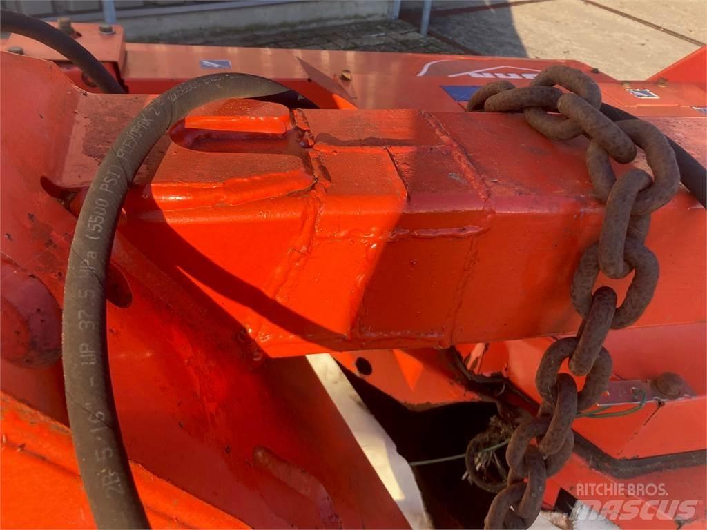 Kuhn GMD 802 F جزازات