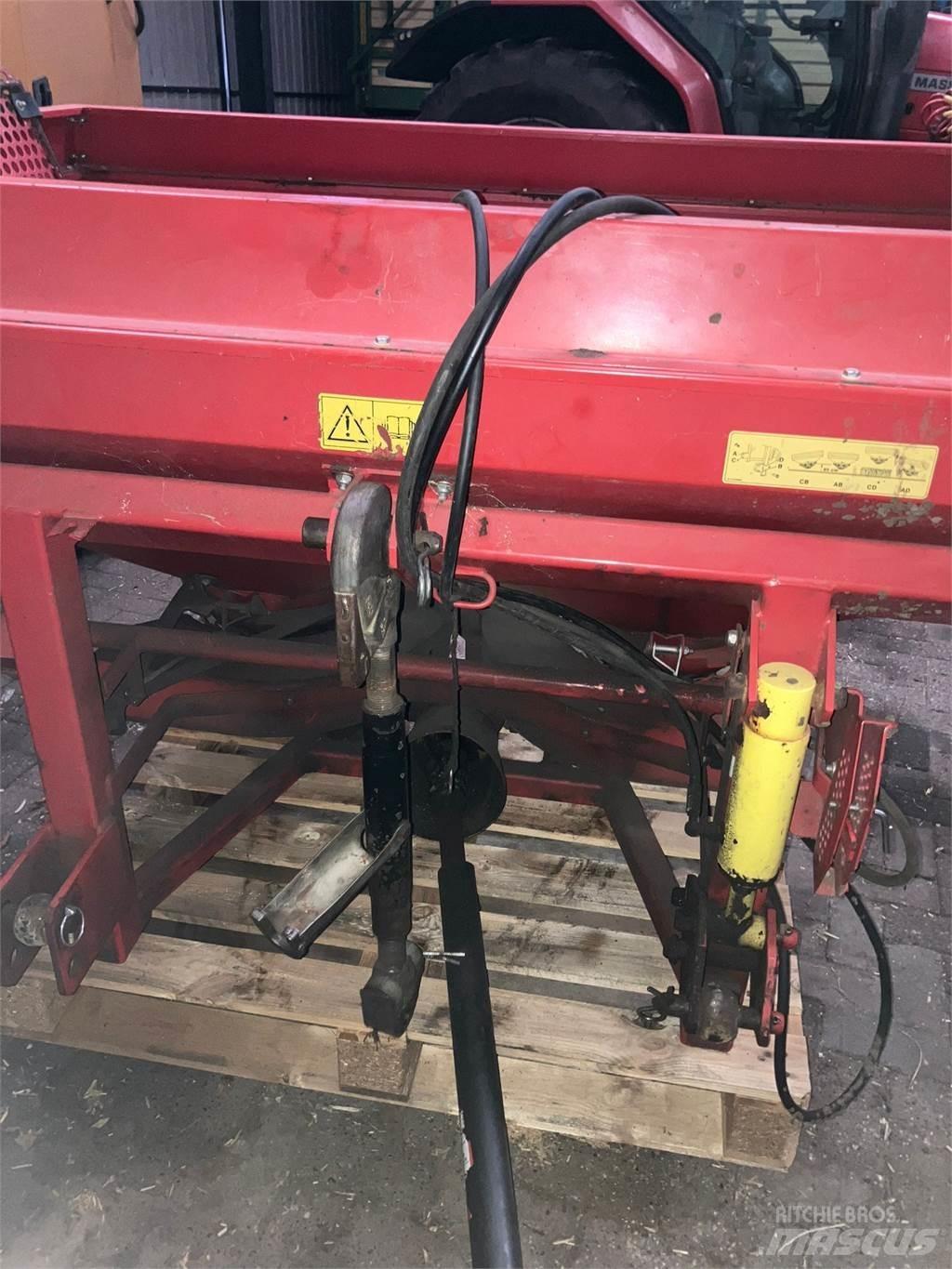 Lely centerliner معدات توزيع السماد العضوي