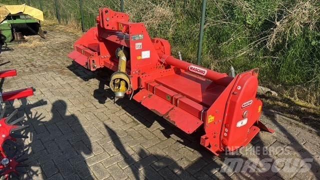 Maschio C 280 الكاسحات وقلابات التربة ذات المحركات