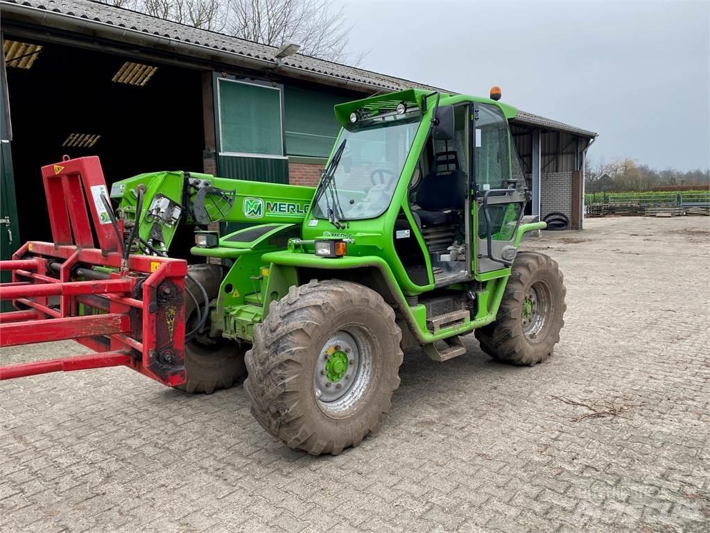 Merlo P 40.7 CS معدات مناولة لأغراض الزراعة