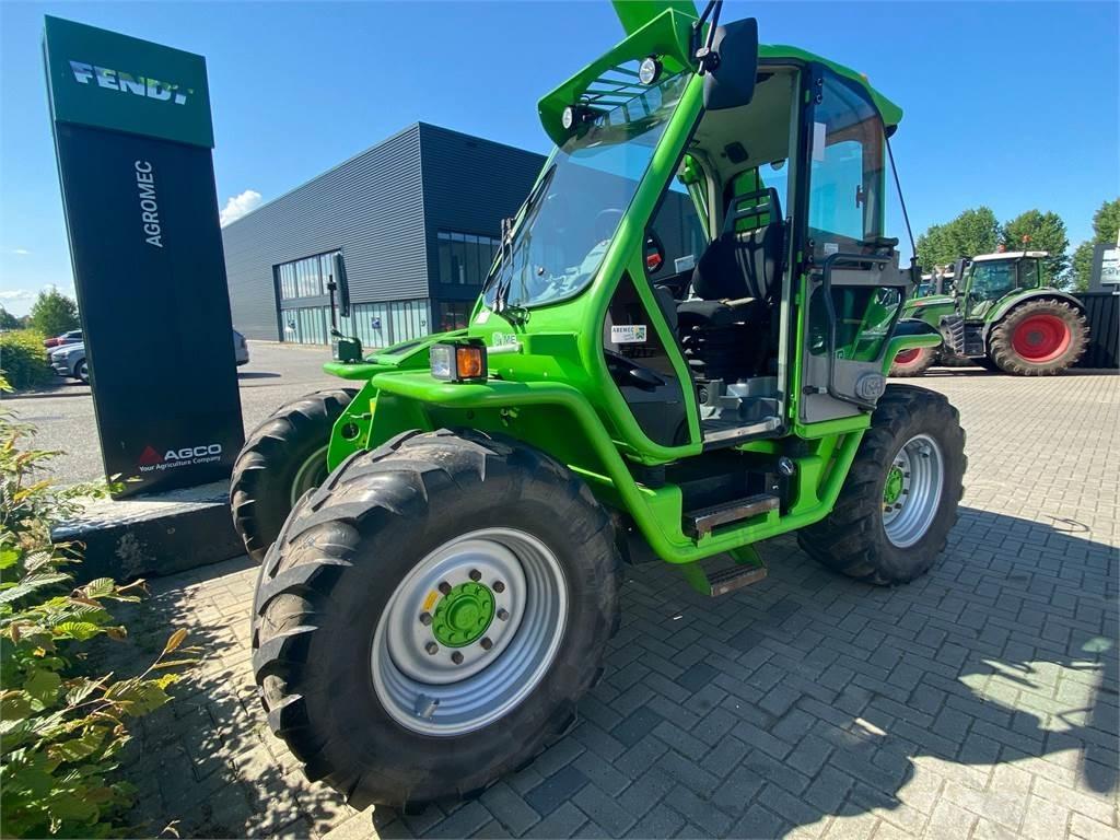 Merlo P 40.7 CS معدات مناولة لأغراض الزراعة