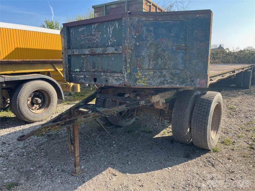  PATTE WAGEN مقطورات نقل الحيوانات