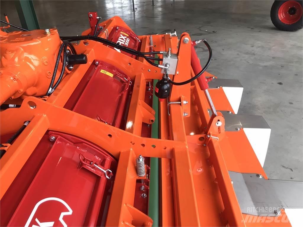 Struik Varix 3000 الكاسحات وقلابات التربة ذات المحركات