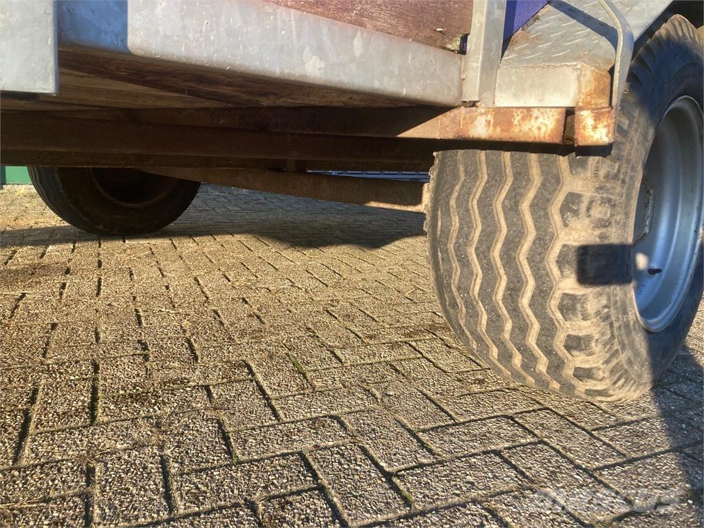 Veewagen gebruikt ماكينات زراعية أخرى