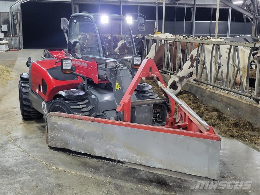 Weidemann T4512 معدات مناولة لأغراض الزراعة