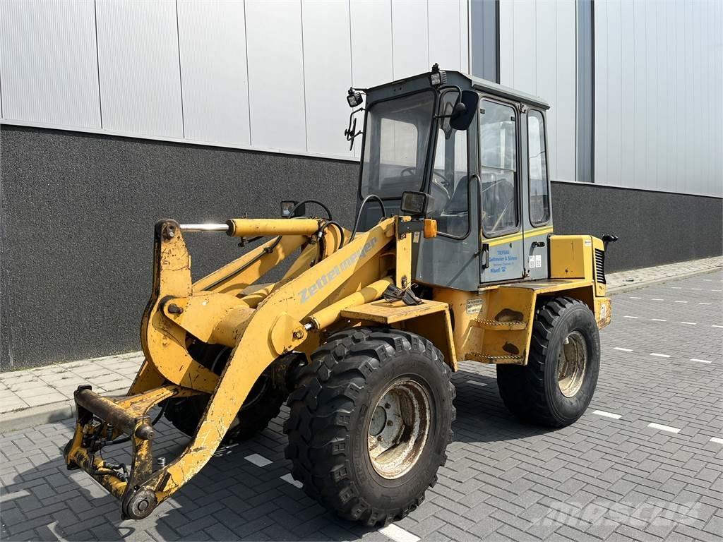 Zettelmeyer ZL 602 لوادر وحفارات أمامية