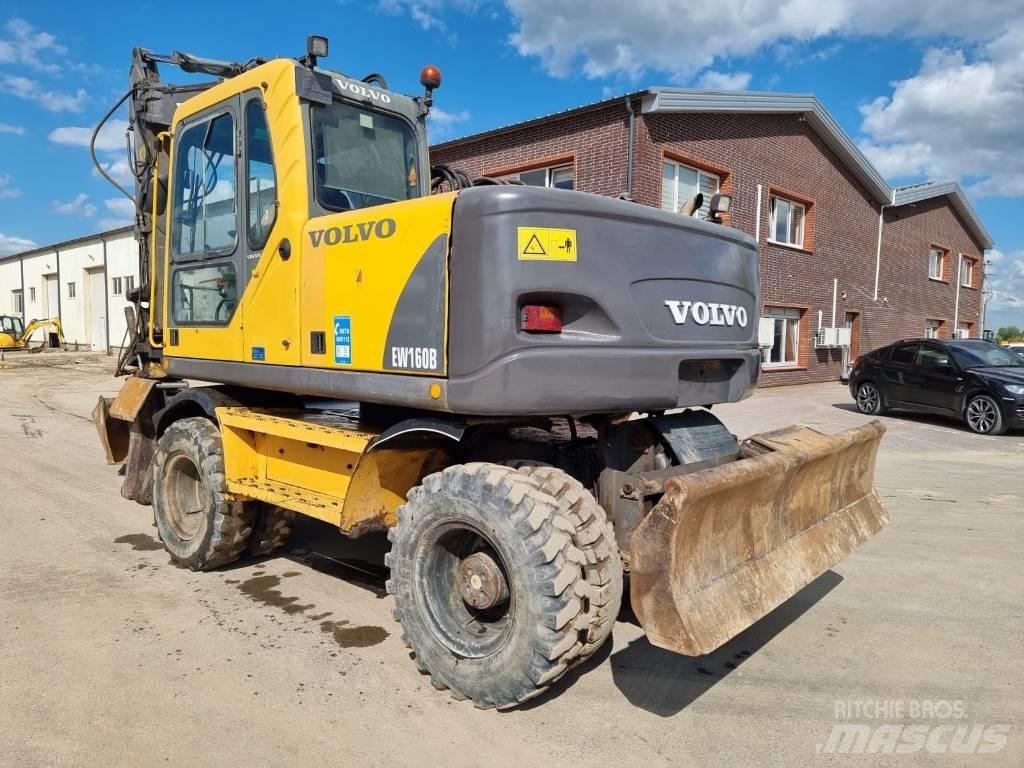 Volvo EW 160 B حفارات بعجل