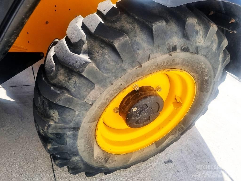 JCB 540-140  M356 مناولات متداخلة