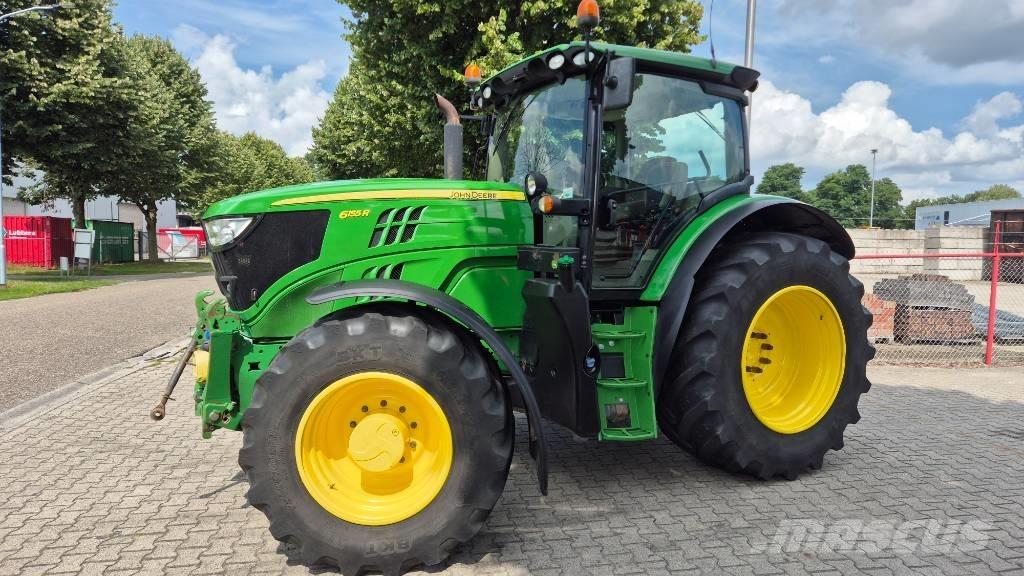 John Deere 6195 R الجرارات