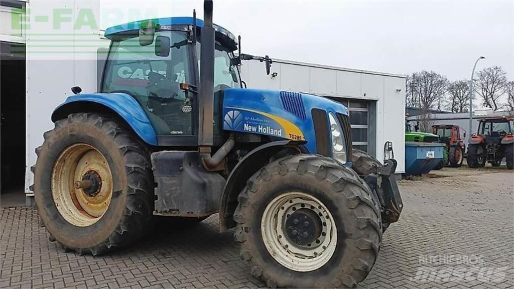 New Holland tg 285 الجرارات