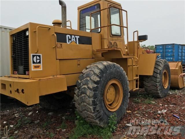CAT 966 F لوادر بعجل