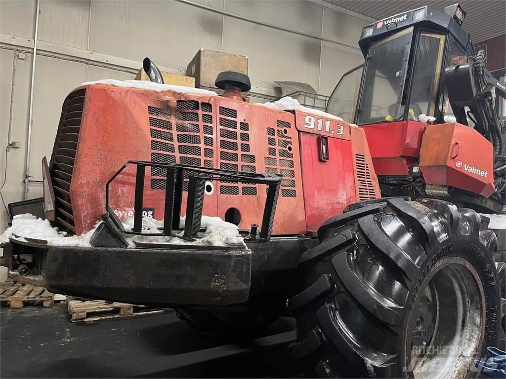 Valmet 911.3 حصادات