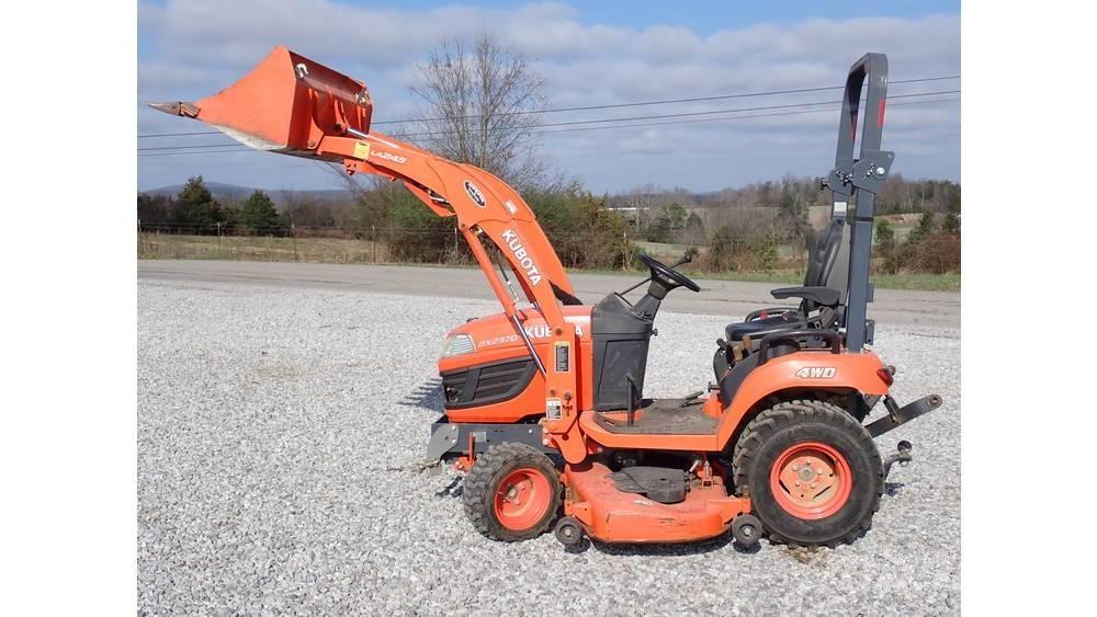 Kubota BX 2370-1 الجرارات
