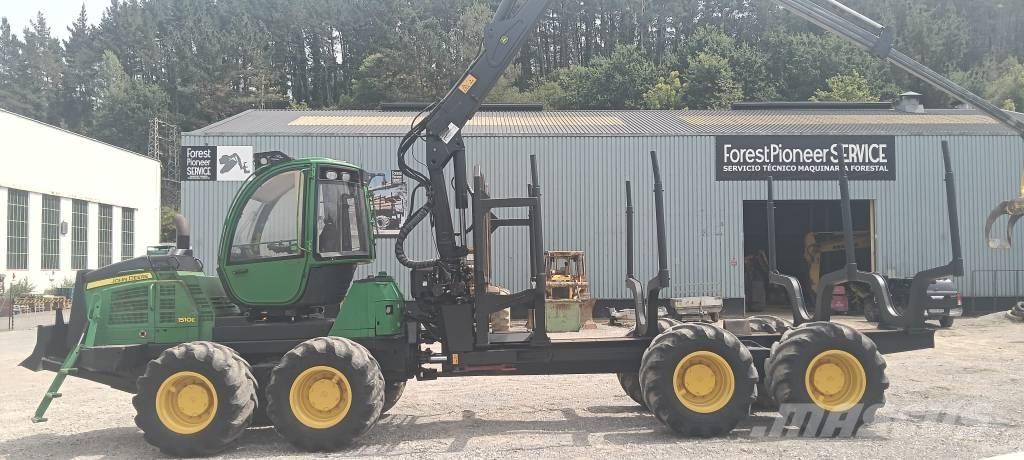 John Deere 1510 E شاحنات