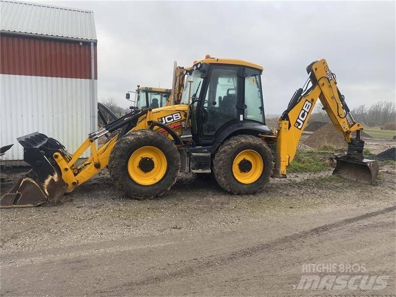 JCB 4 CX لوادر ذات جرافات عكسية