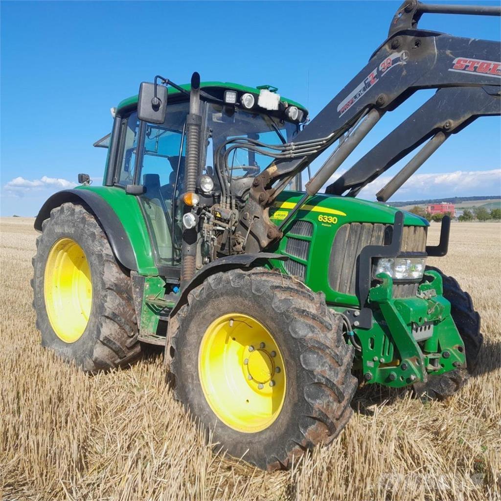 John Deere 6330 الجرارات
