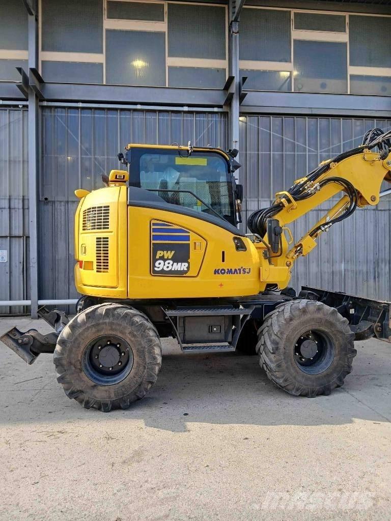 Komatsu PW 98 MR-11 حفارات بعجل