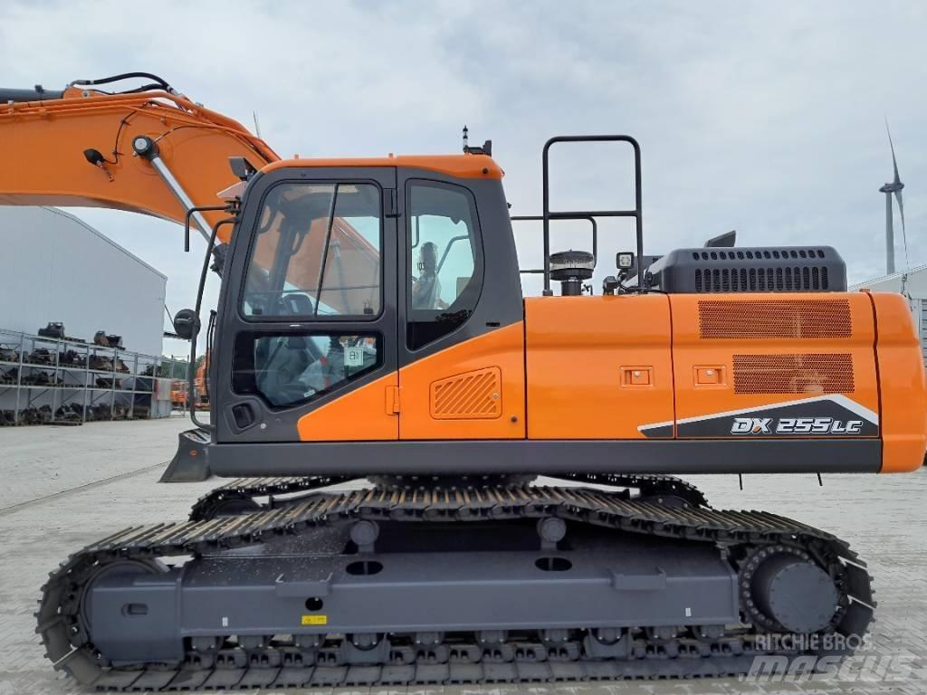 Doosan DX 255 NLC-7 حفارات زحافة